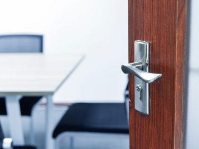 entry to the meeting room